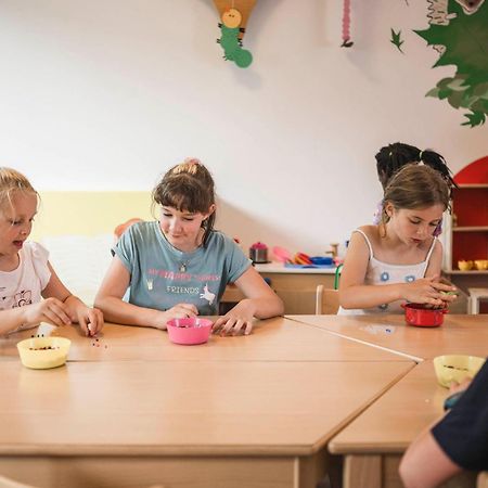 Familienhotel Viktoria Ultimo Exteriér fotografie