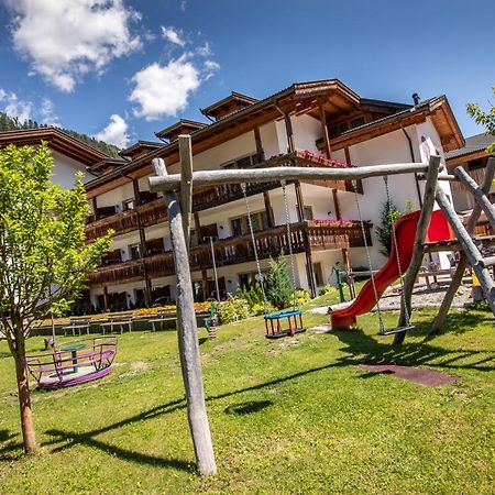 Familienhotel Viktoria Ultimo Exteriér fotografie
