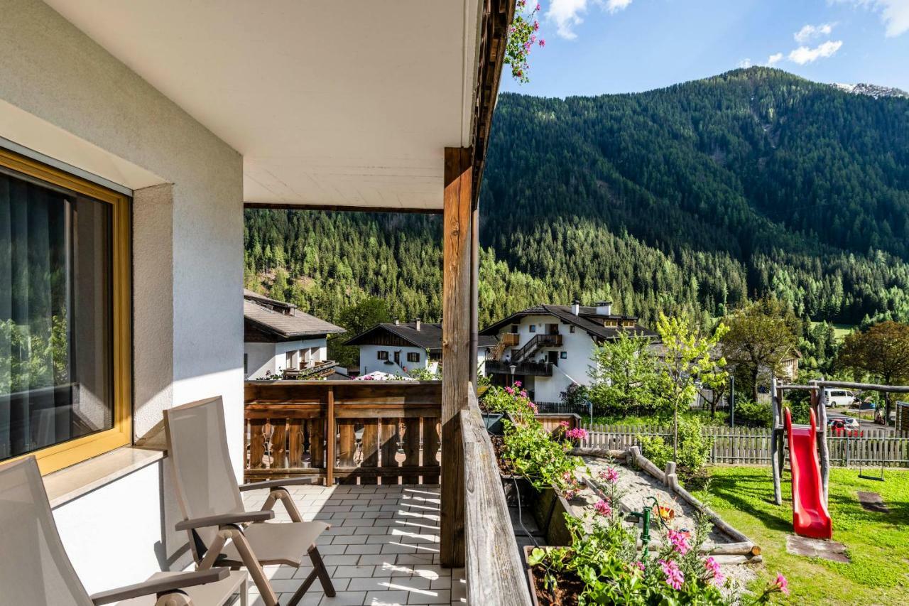 Familienhotel Viktoria Ultimo Exteriér fotografie